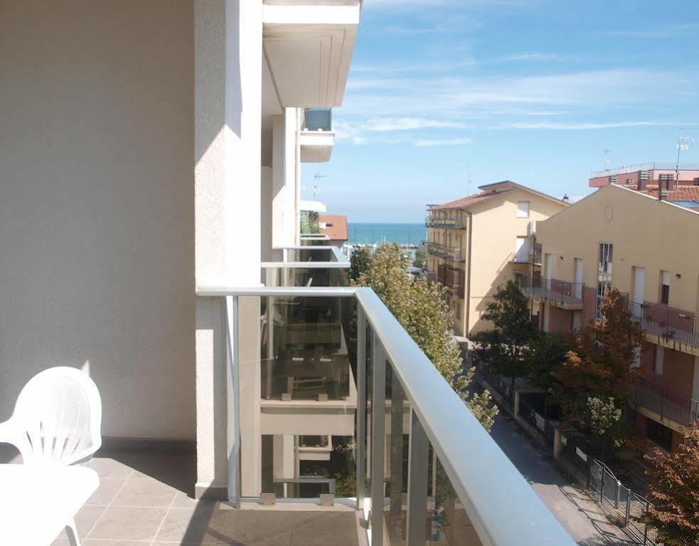 Residence Sottovento Rimini Ngoại thất bức ảnh
