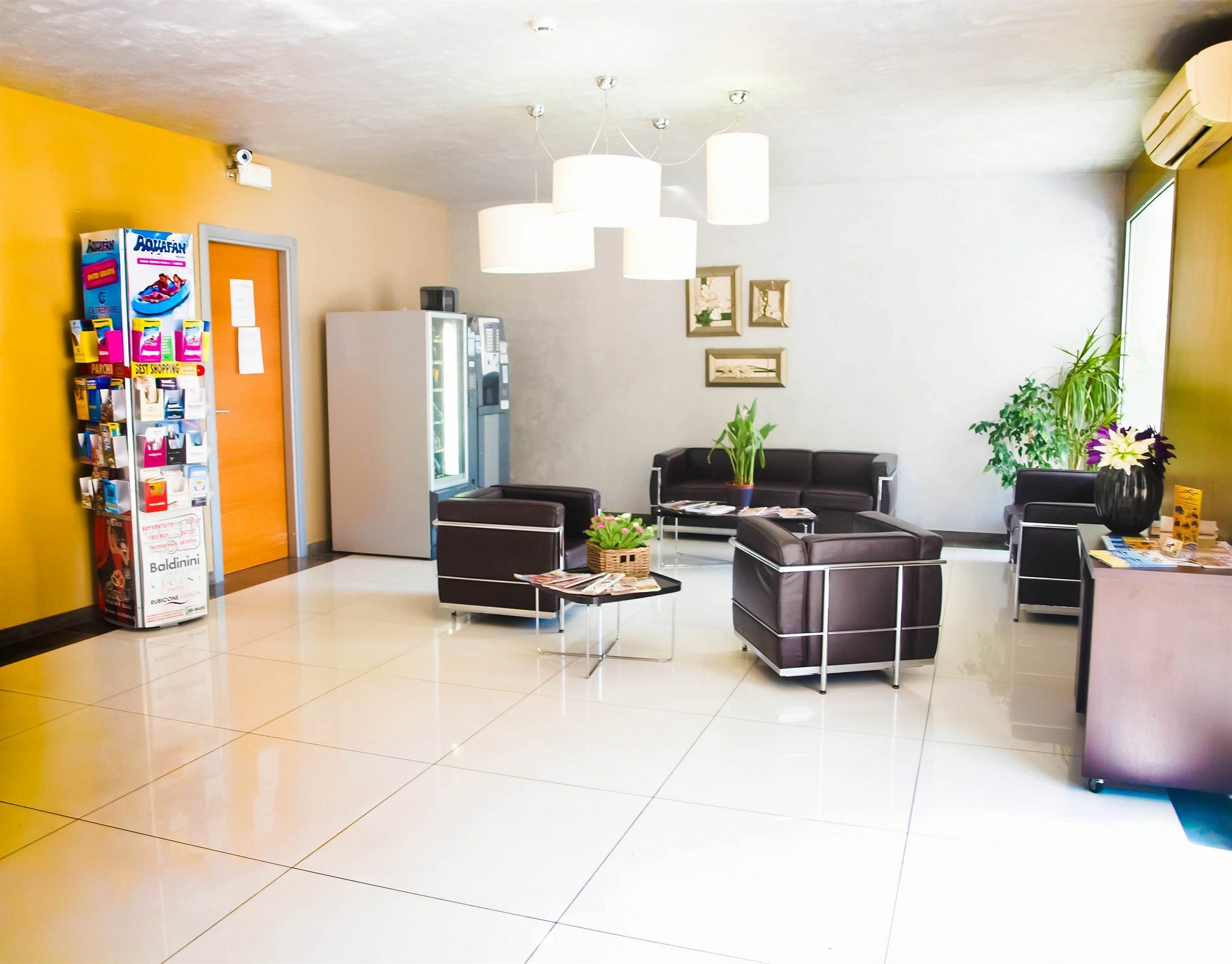 Residence Sottovento Rimini Ngoại thất bức ảnh